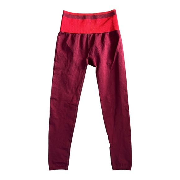 Fabletics High-Waisted Seamless Leggings 7/8 - Picture 4 of 4